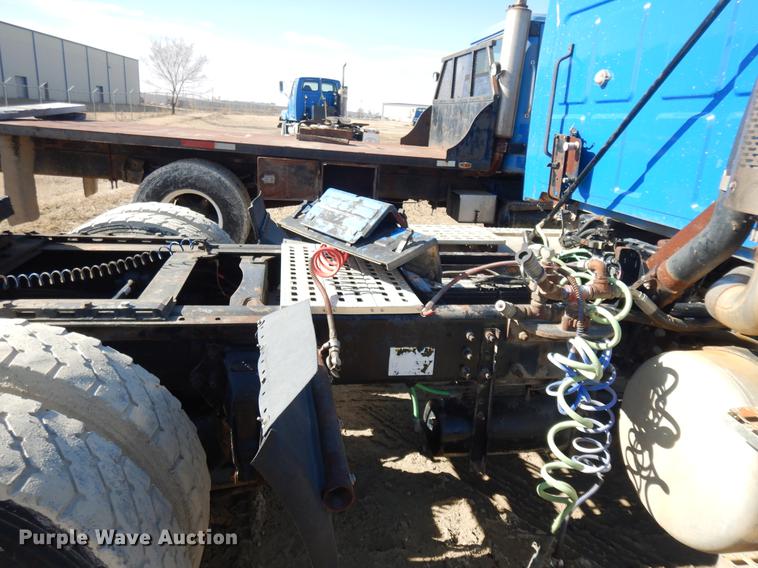 image for item DD3619 2000 Sterling A-Line semi truck