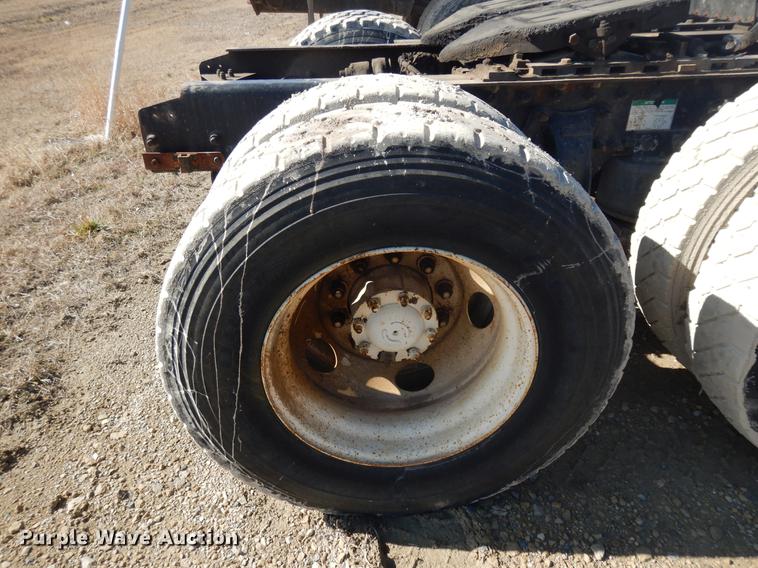 image for item DD3619 2000 Sterling A-Line semi truck