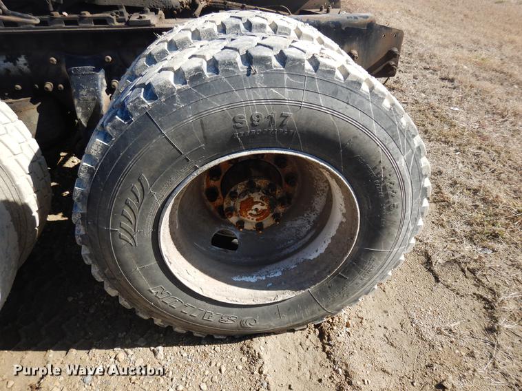 image for item DD3619 2000 Sterling A-Line semi truck