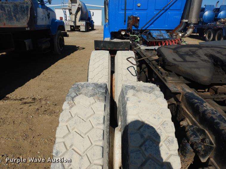 image for item DD3619 2000 Sterling A-Line semi truck