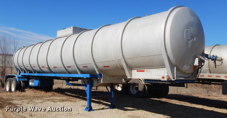 image for item DD3622 1976 Fruehauf TAOE2W tank trailer