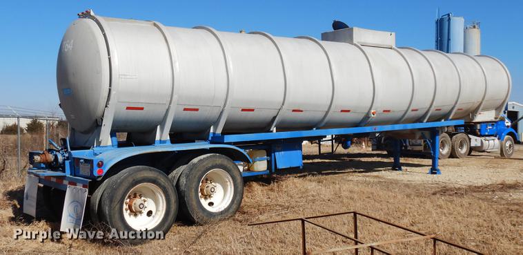 image for item DD3622 1976 Fruehauf TAOE2W tank trailer