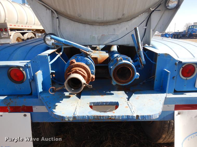 image for item DD3622 1976 Fruehauf TAOE2W tank trailer