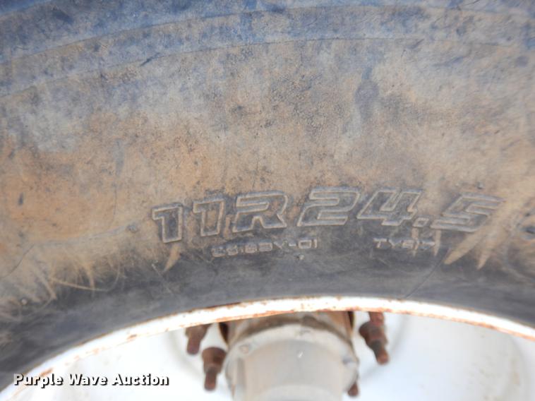 image for item DD3622 1976 Fruehauf TAOE2W tank trailer