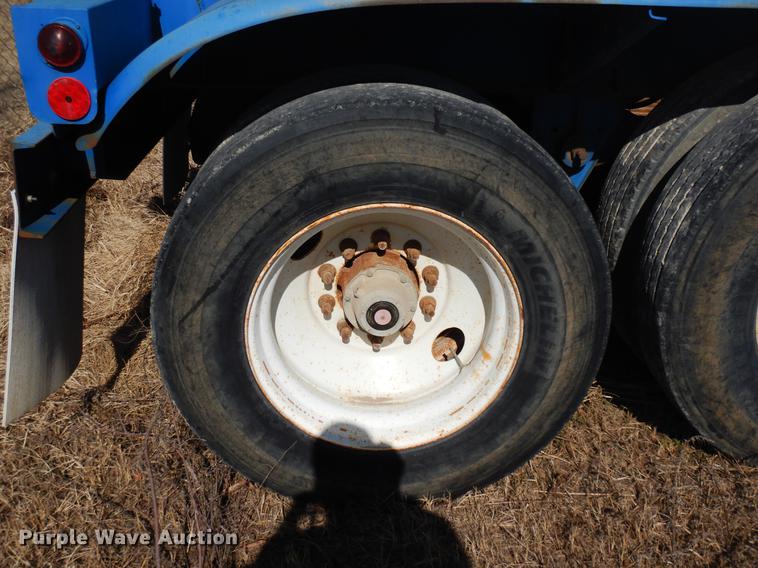 image for item DD3622 1976 Fruehauf TAOE2W tank trailer