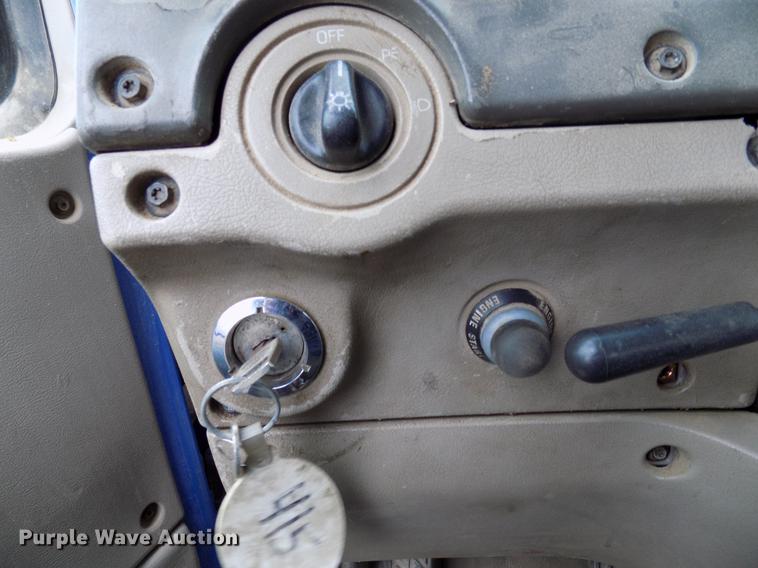 image for item DD3646 2002 Sterling L-Line semi truck