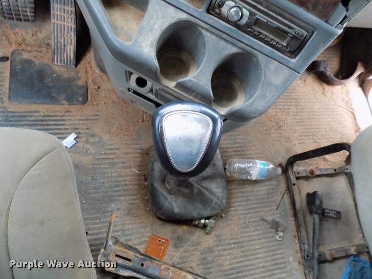 image for item DD3648 2007 Freightliner Century Class semi truck