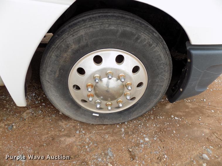 image for item DD3648 2007 Freightliner Century Class semi truck