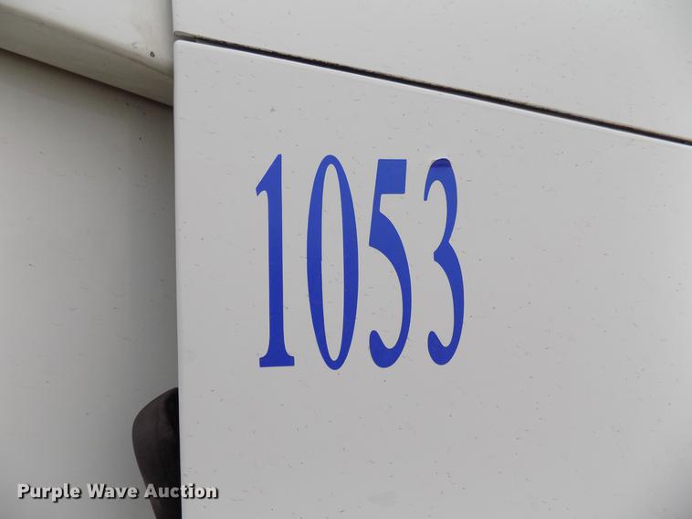 image for item DD3648 2007 Freightliner Century Class semi truck