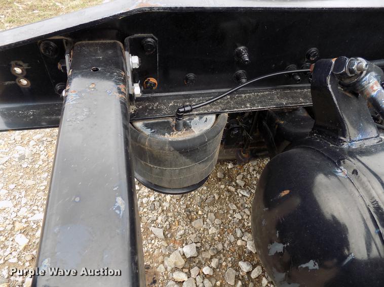 image for item DD3652 2007 Freightliner Columbia semi truck