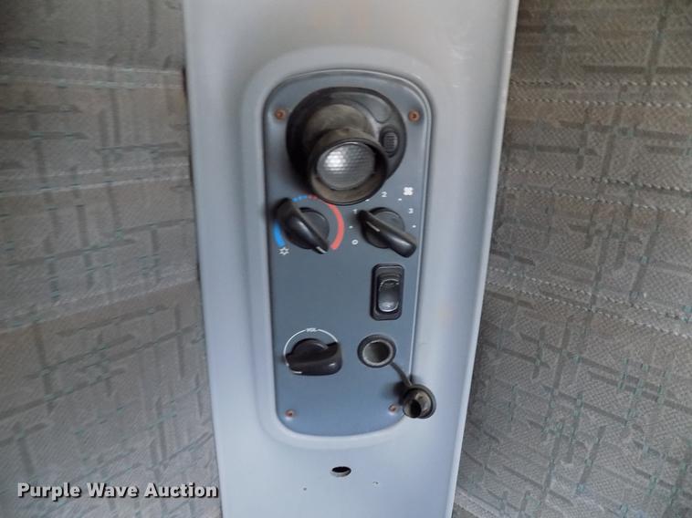 image for item DD3653 2007 Freightliner Century Class semi truck