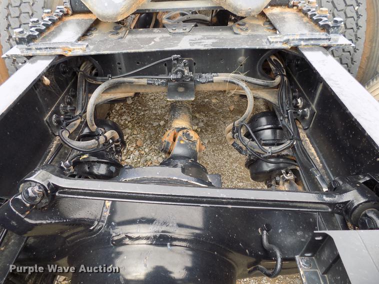 image for item DD3653 2007 Freightliner Century Class semi truck