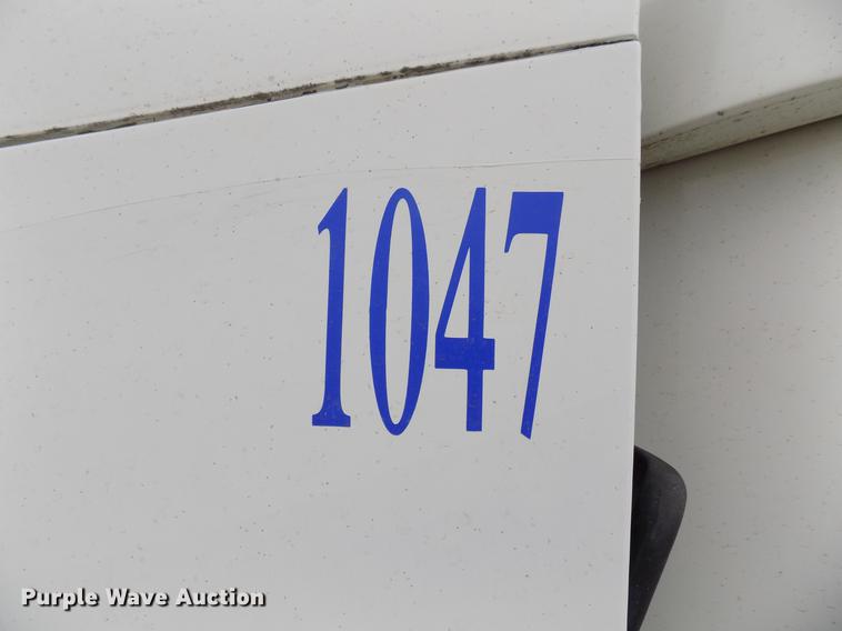 image for item DD3653 2007 Freightliner Century Class semi truck