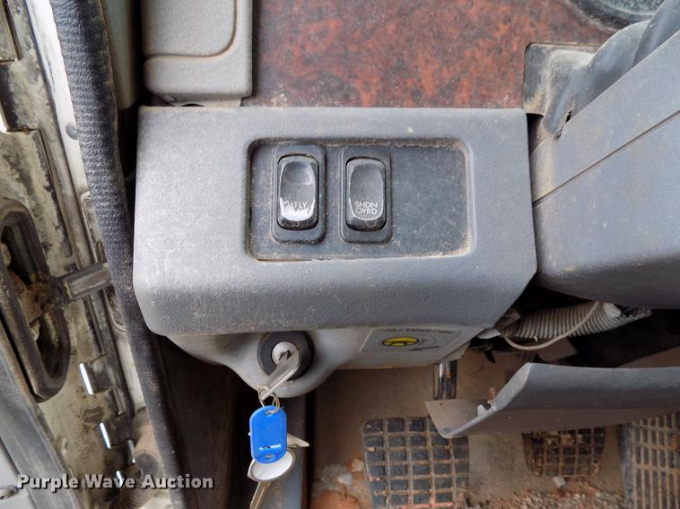 image for item DD3654 2007 Freightliner Century Class semi truck