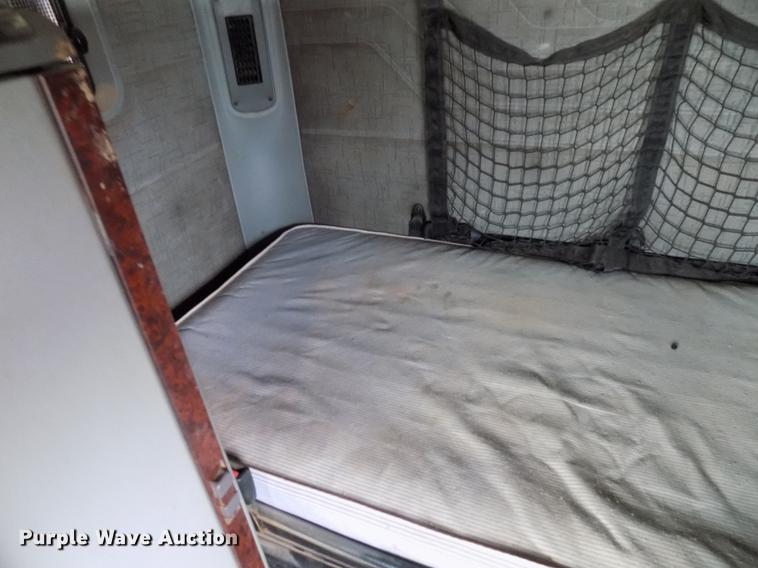 image for item DD3654 2007 Freightliner Century Class semi truck