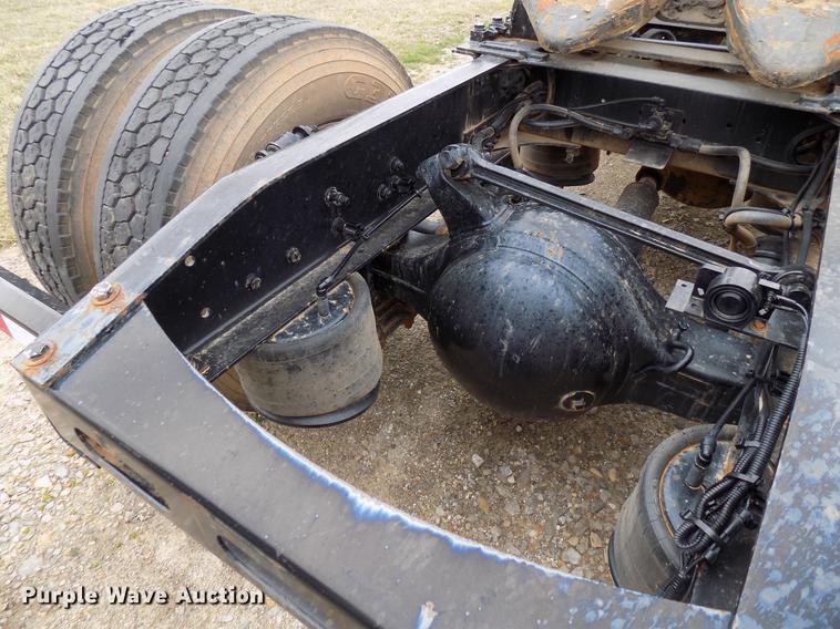 image for item DD3654 2007 Freightliner Century Class semi truck