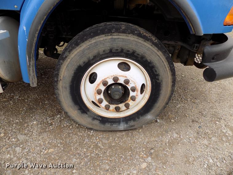 image for item DD3657 2008 Sterling L9500 semi truck