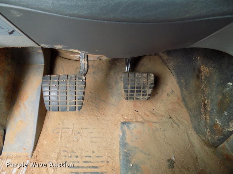 image for item DD3660 2006 Freightliner Century Class semi truck