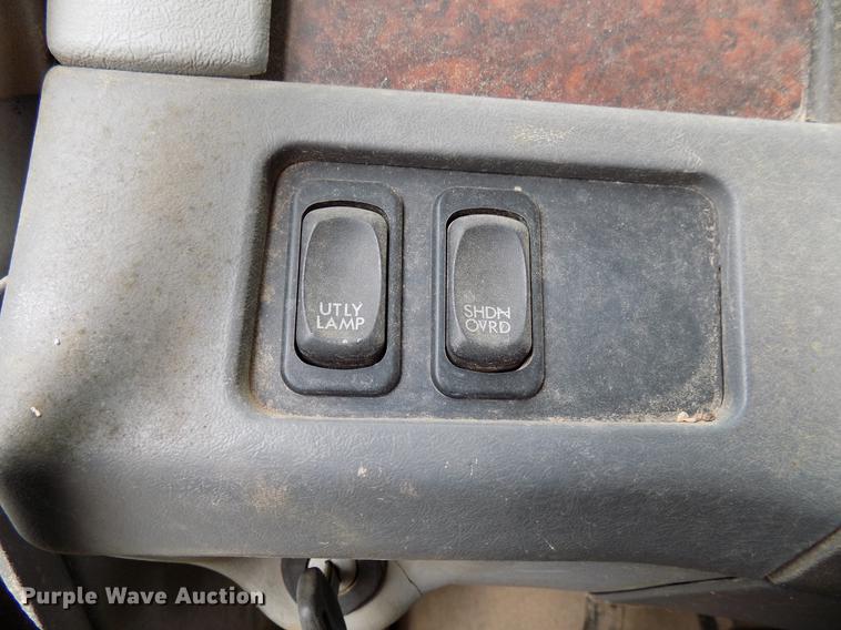 image for item DD3661 2007 Freightliner Century Class semi truck