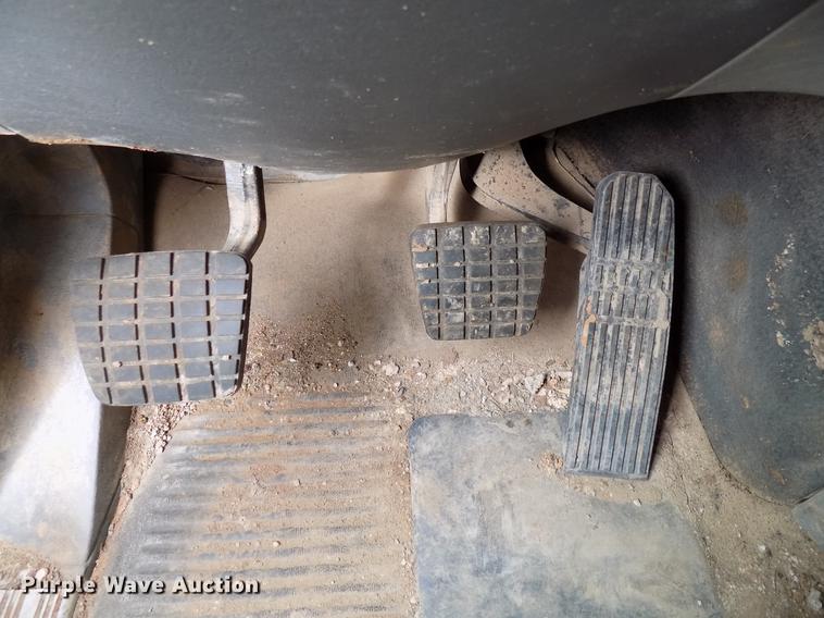 image for item DD3661 2007 Freightliner Century Class semi truck