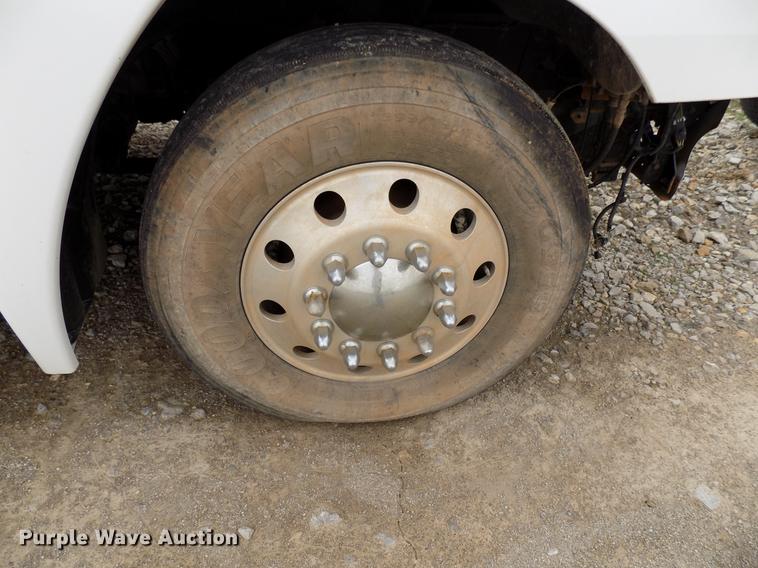 image for item DD3661 2007 Freightliner Century Class semi truck