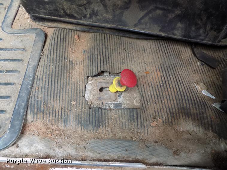 image for item DD3662 2000 Kenworth W900 semi truck