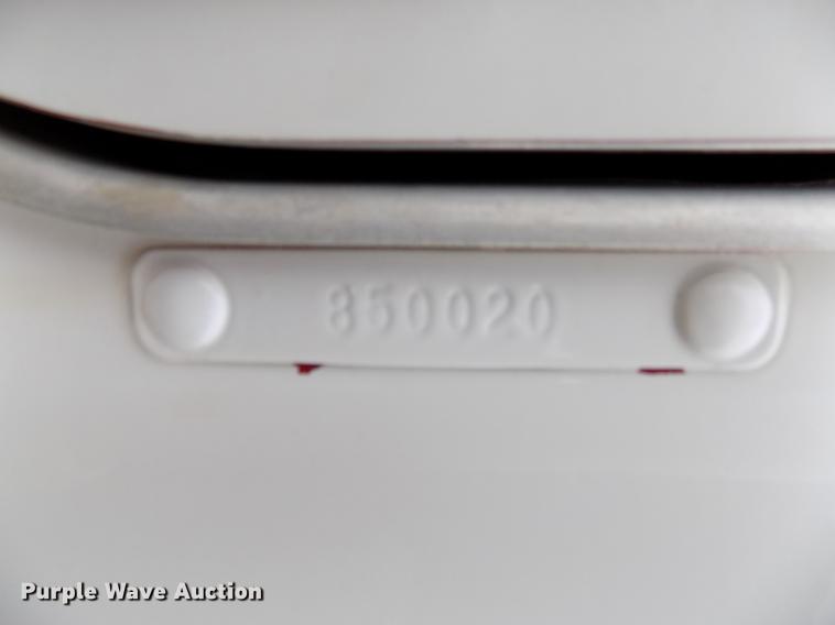 image for item DD3662 2000 Kenworth W900 semi truck