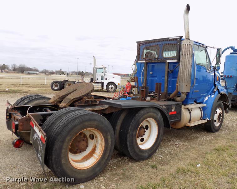 image for item DD3669 2002 Sterling A-Line semi truck