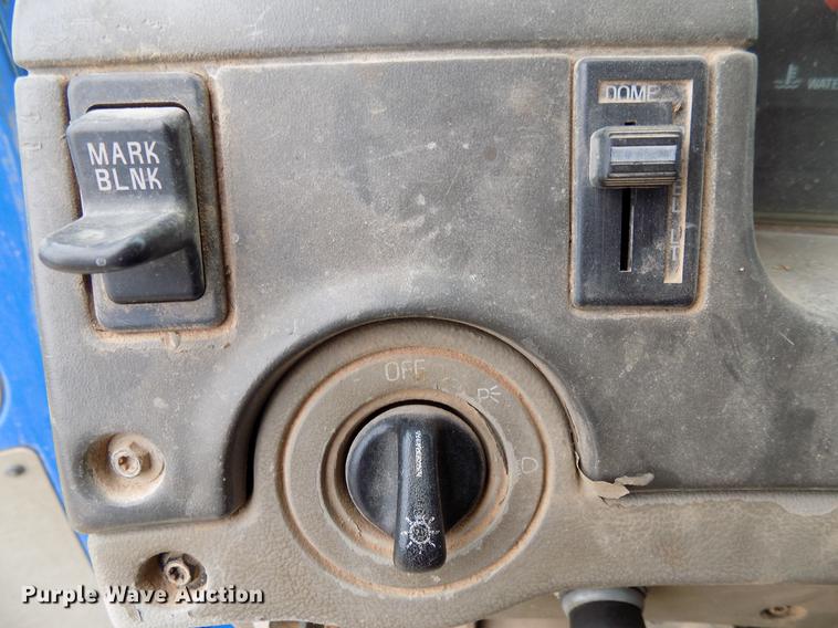 image for item DD3669 2002 Sterling A-Line semi truck