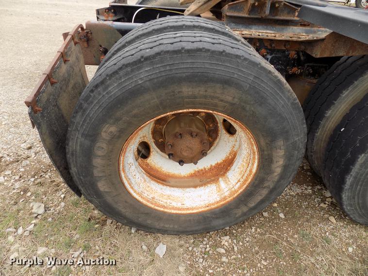 image for item DD3669 2002 Sterling A-Line semi truck