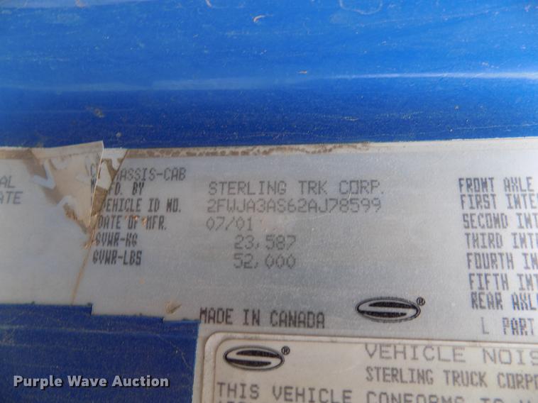 image for item DD3669 2002 Sterling A-Line semi truck