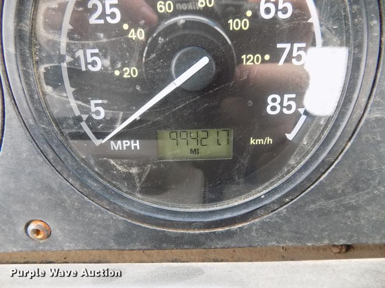 image for item DD3678 2007 Sterling LT9500 semi truck