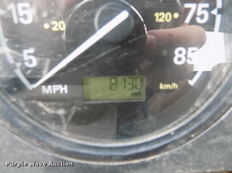 image for item DD3678 2007 Sterling LT9500 semi truck