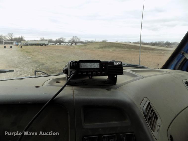 image for item DD3678 2007 Sterling LT9500 semi truck