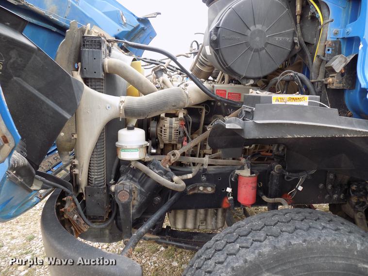 image for item DD3678 2007 Sterling LT9500 semi truck