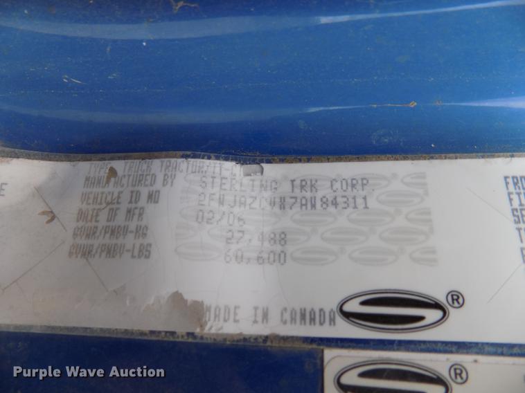 image for item DD3678 2007 Sterling LT9500 semi truck