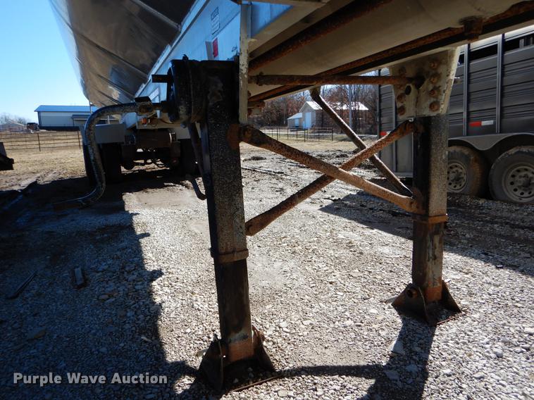 image for item DE6060 1998 CEI Pacer AT35L-40-1433 dry bulk trailer