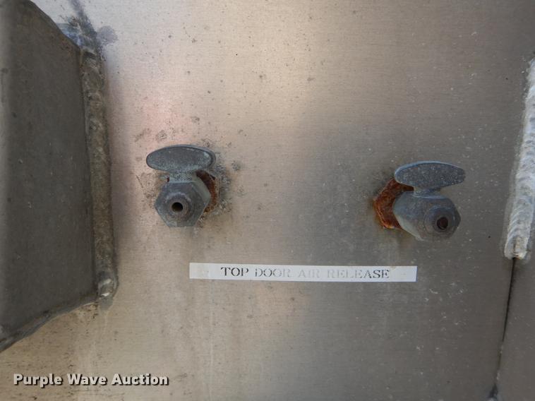 image for item DE6060 1998 CEI Pacer AT35L-40-1433 dry bulk trailer