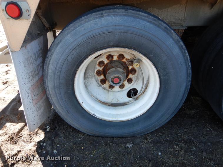 image for item DE6060 1998 CEI Pacer AT35L-40-1433 dry bulk trailer