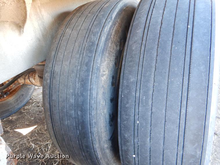 image for item DE6060 1998 CEI Pacer AT35L-40-1433 dry bulk trailer