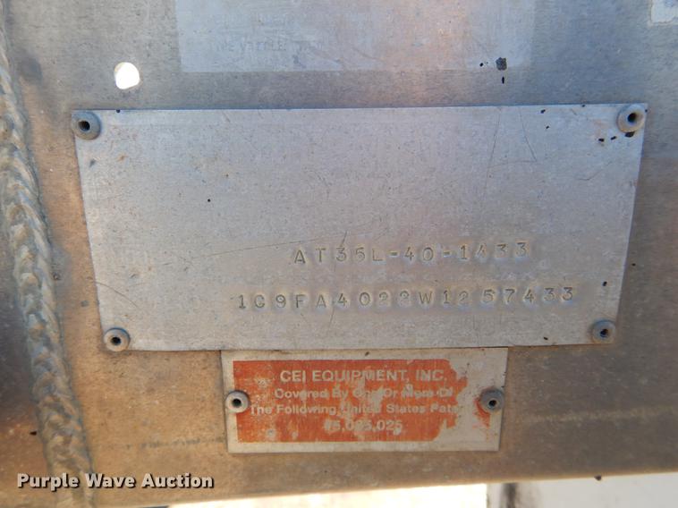 image for item DE6060 1998 CEI Pacer AT35L-40-1433 dry bulk trailer