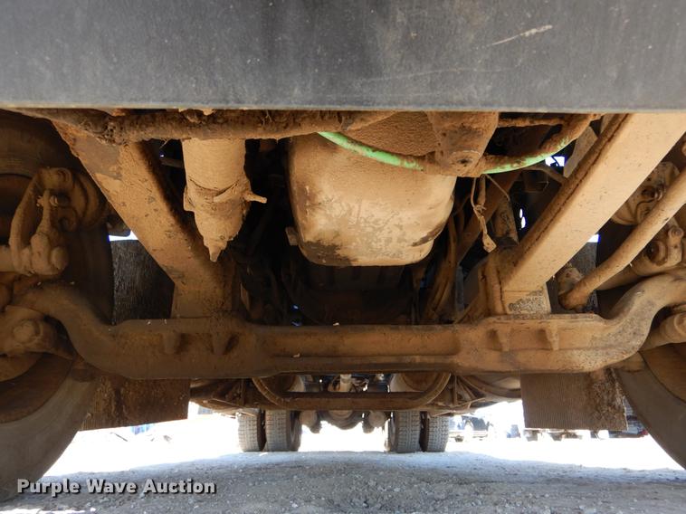 image for item DE6075 1987 Kenworth T600 semi truck