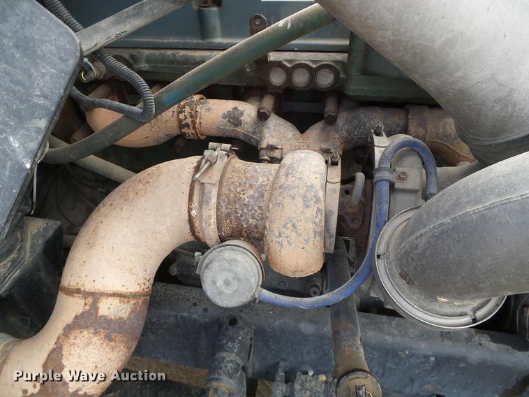 image for item DF2976 1999 Freightliner FLD semi truck