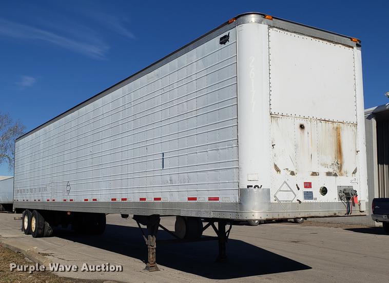 image for item DF3352 2000 Wabash dry van trailer