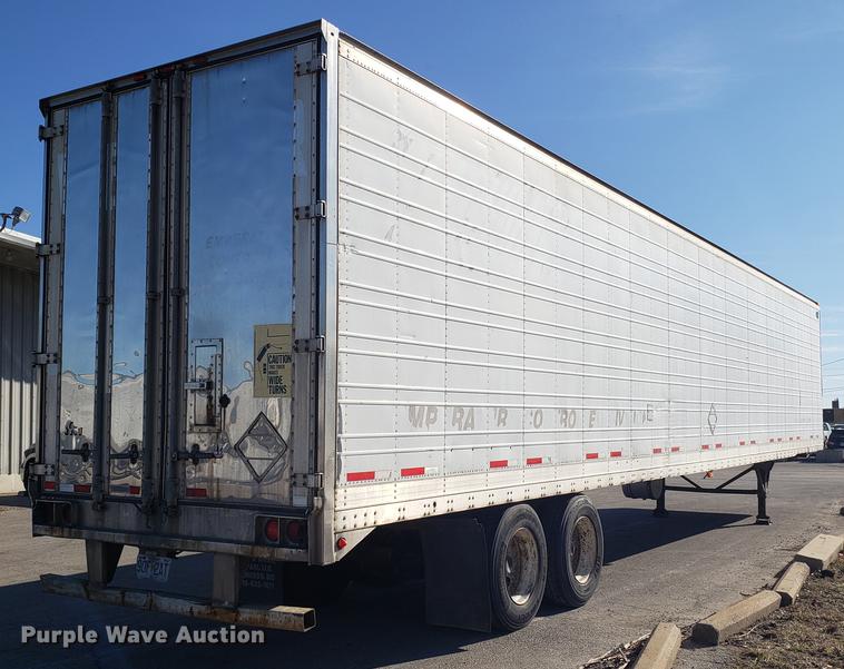 image for item DF3352 2000 Wabash dry van trailer