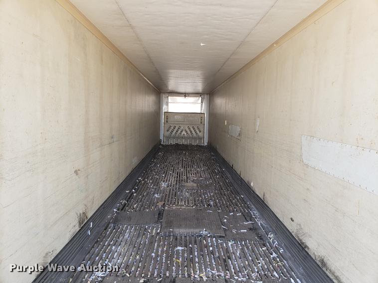 image for item DF3352 2000 Wabash dry van trailer