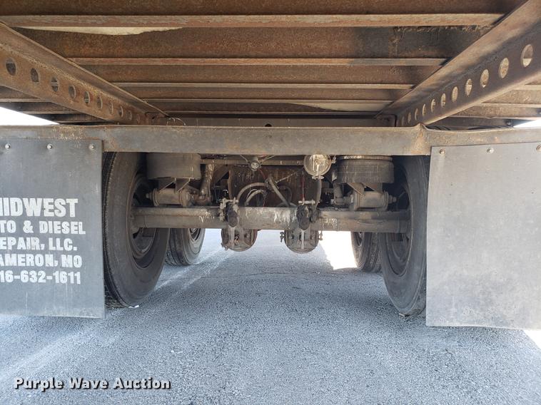 image for item DF3352 2000 Wabash dry van trailer