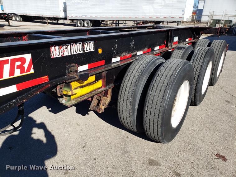 image for item DF3354 2000 Cheetah container trailer