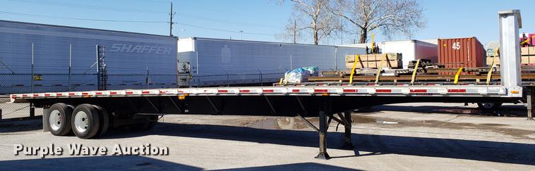 image for item DF3355 1999 Dorsey flatbed trailer