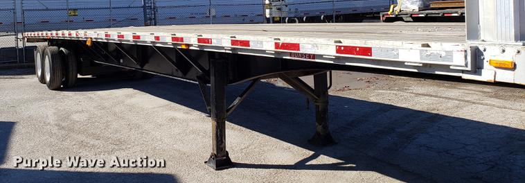 image for item DF3355 1999 Dorsey flatbed trailer